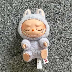 Popmart have a seat labubu